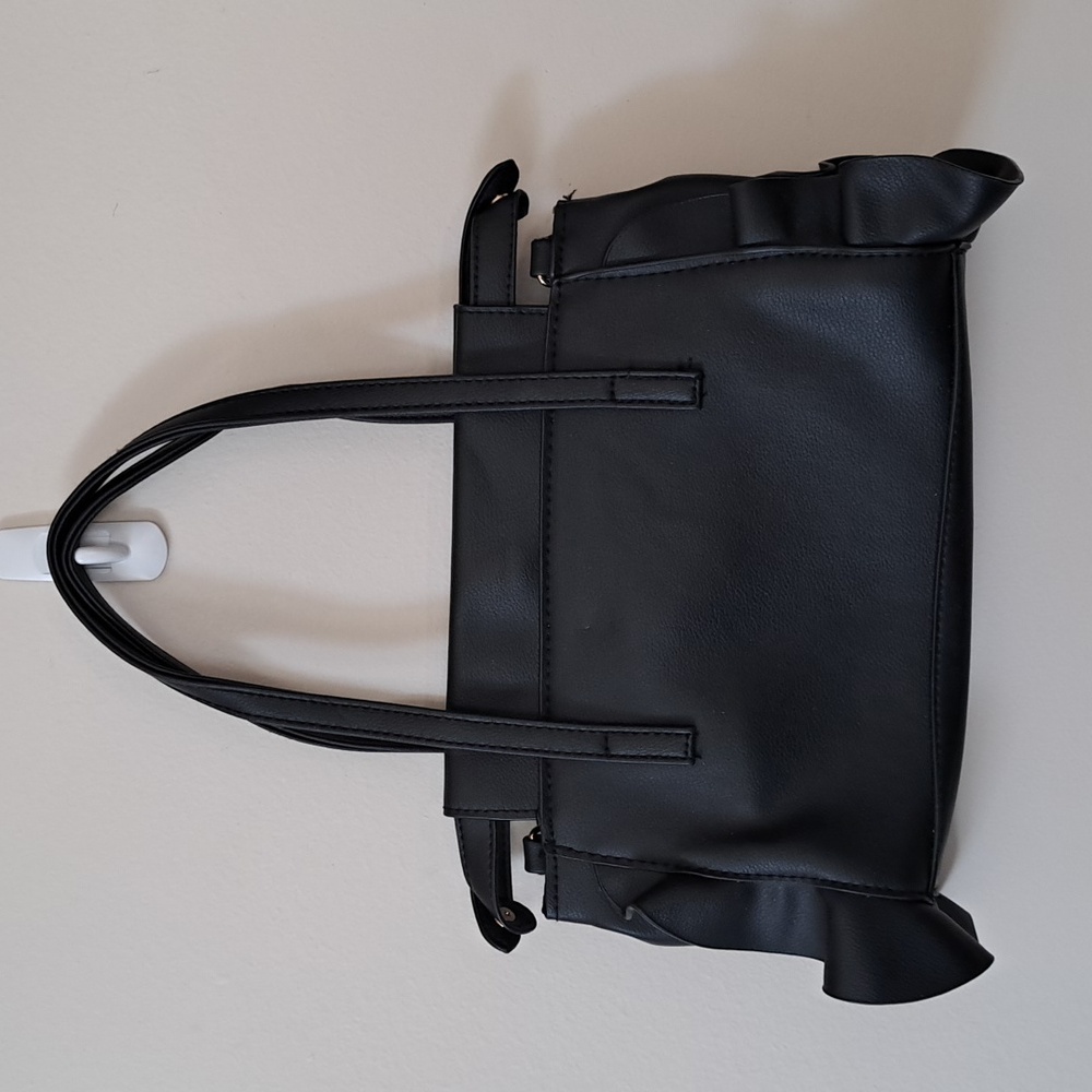 Ardene Black Purse